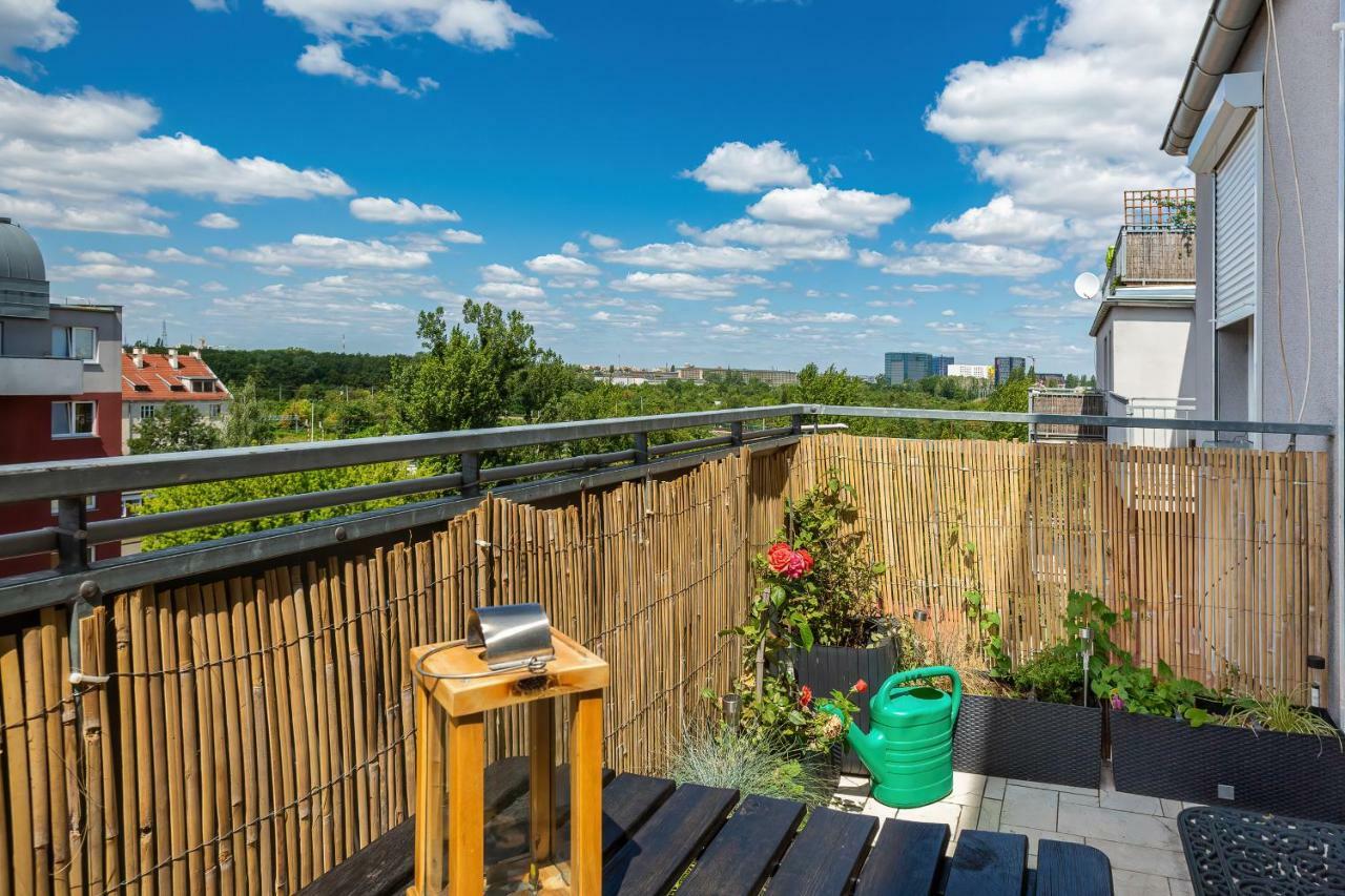 Apartments Wroclaw Manganowa By Noclegi Renters Exterior foto